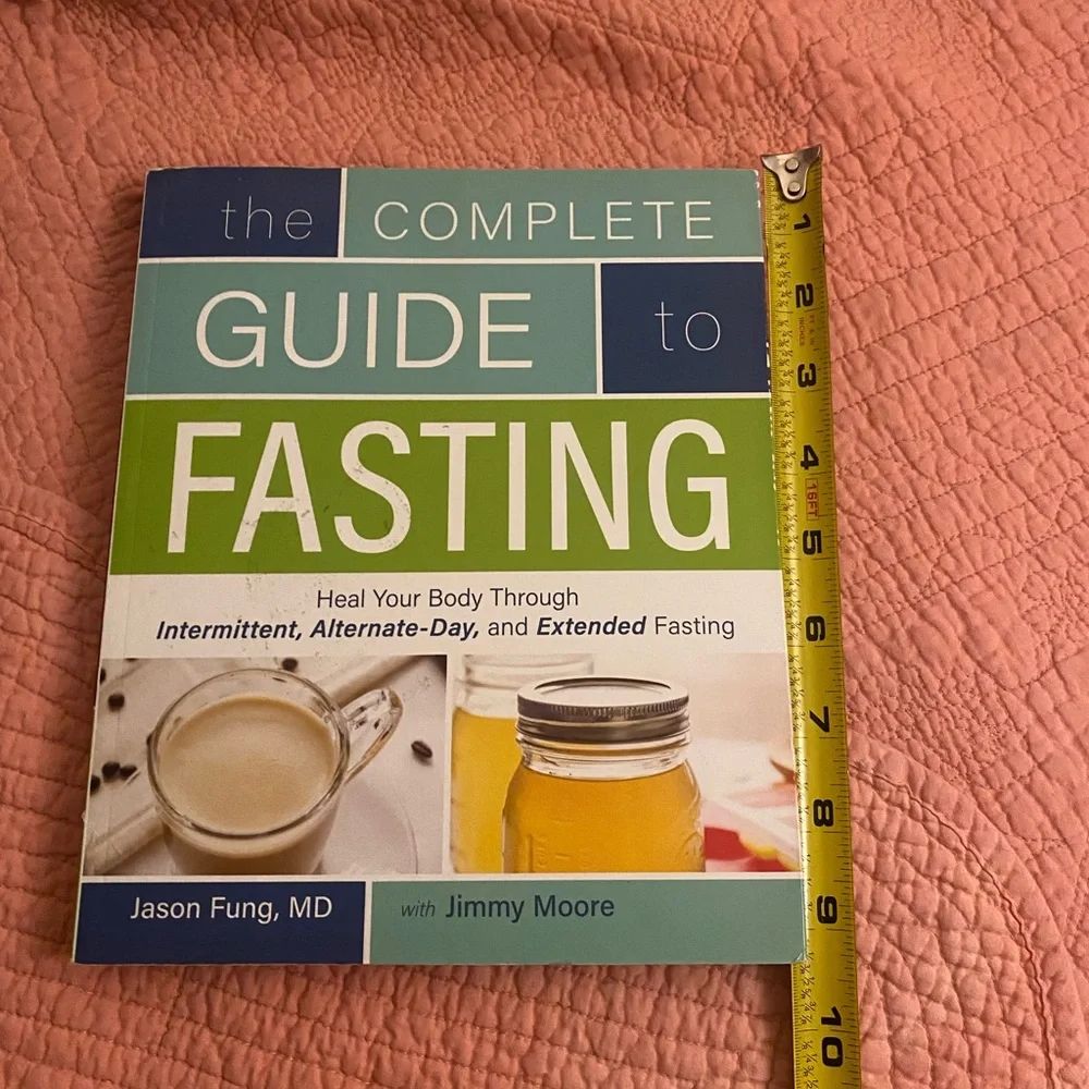 The Complete Guide to Fasting Book by Jason Fung. Great condition